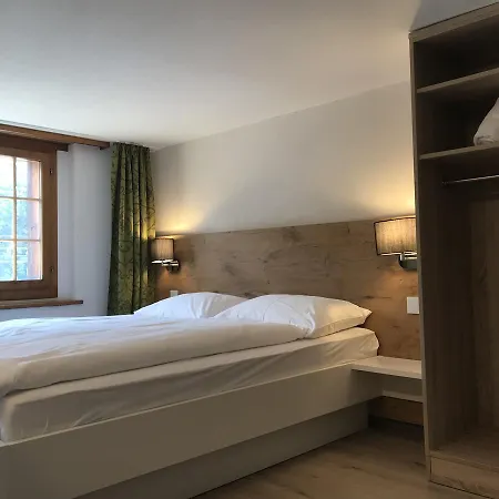 אכסניה Bruenig Lodge